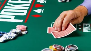 Poker trực tuyến